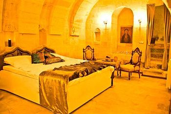 Cave Art Hotel