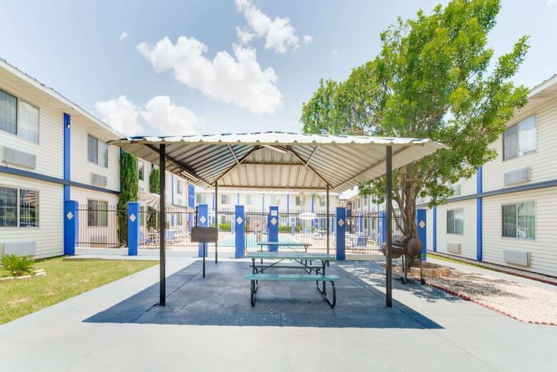 Hotel Days Inn & Suites Laredo