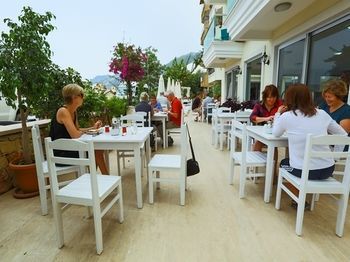 Linda Hotel