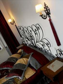 Bed & Breakfast Murat Pa?a Kona??