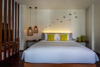 The Aviary Hotel