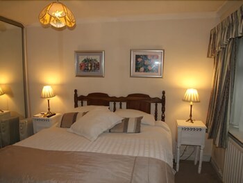 Lichfield Hotels - Amber House