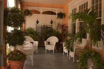 Hotel Cordova Inn