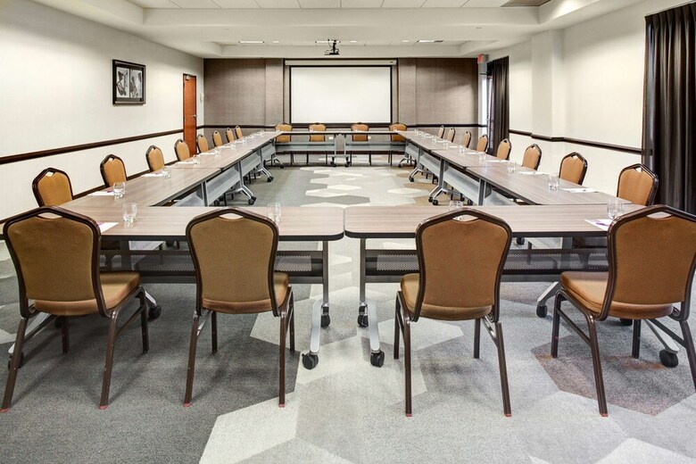 Hotel Hyatt Place Pittsburgh Airport