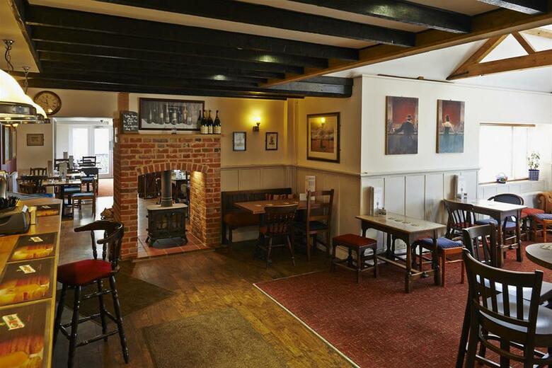 Hostal Marsham Arms Coaching Inn