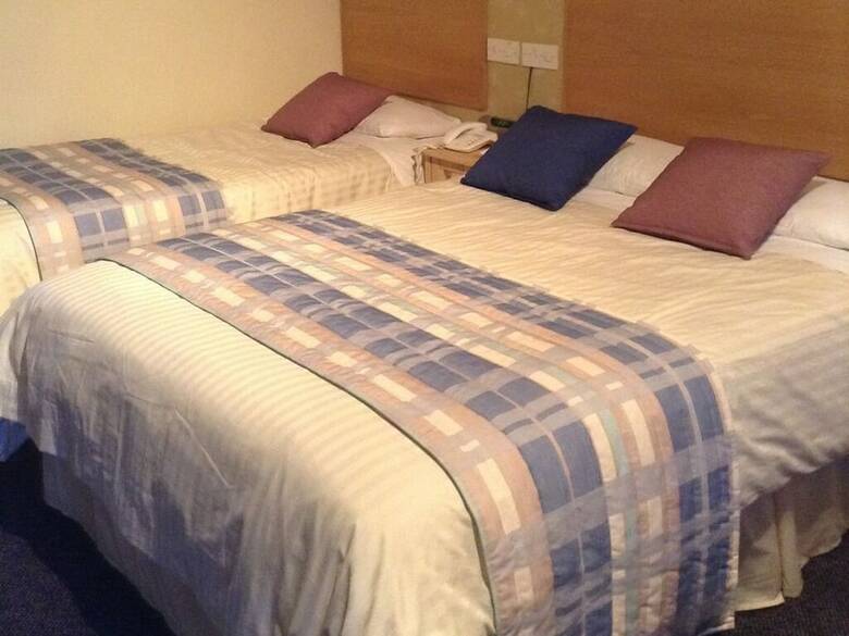 Hostal Marsham Arms Coaching Inn