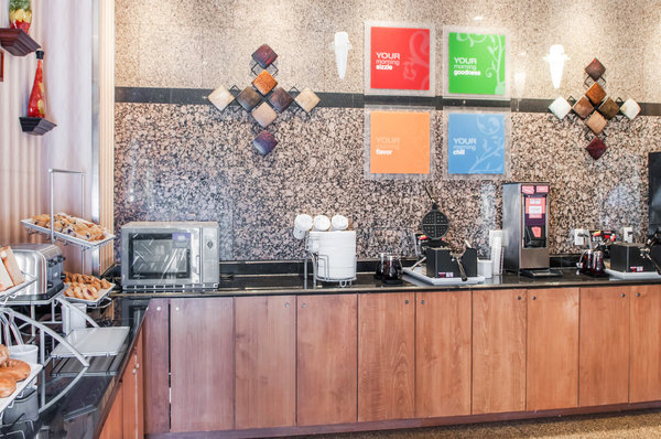 Hotel Comfort Suites