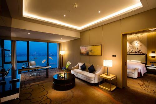 Hotel Hilton Wuhan Riverside
