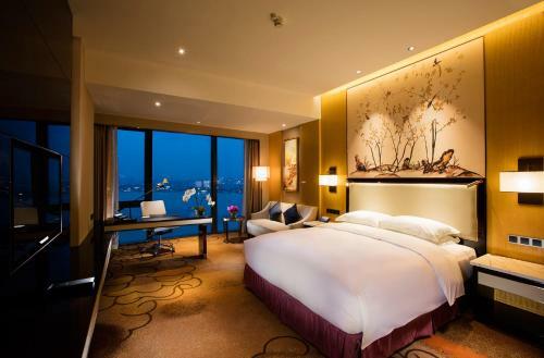 Hotel Hilton Wuhan Riverside