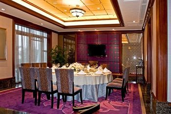 Royal Grace Hotel