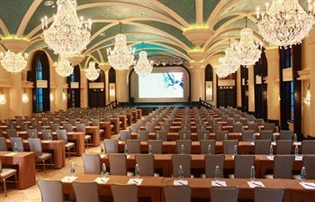 Royal Grace Hotel