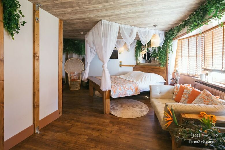 Hotel Pelirocco