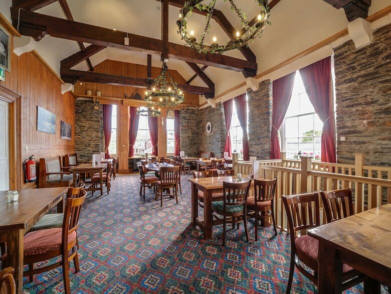 Hostal The Swan Hotel