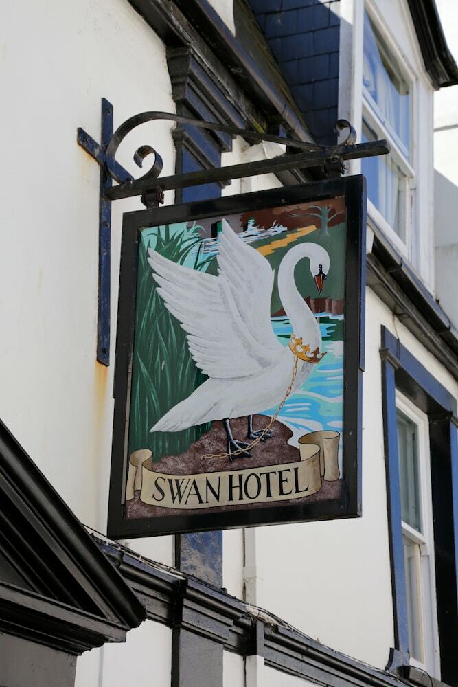 Hostal The Swan Hotel
