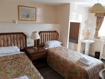 Hostal Unicorn Hotel