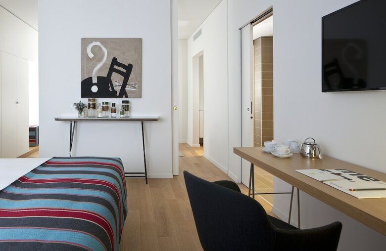 Hotel Adiv
