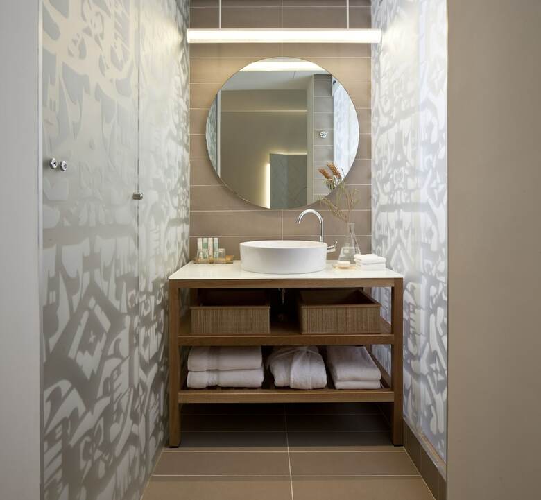 Hotel Adiv
