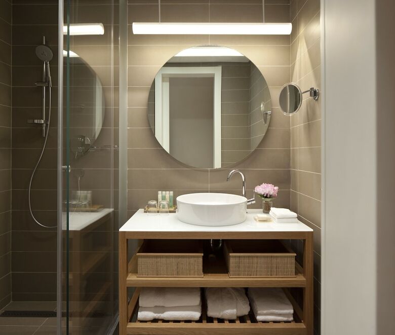 Hotel Adiv