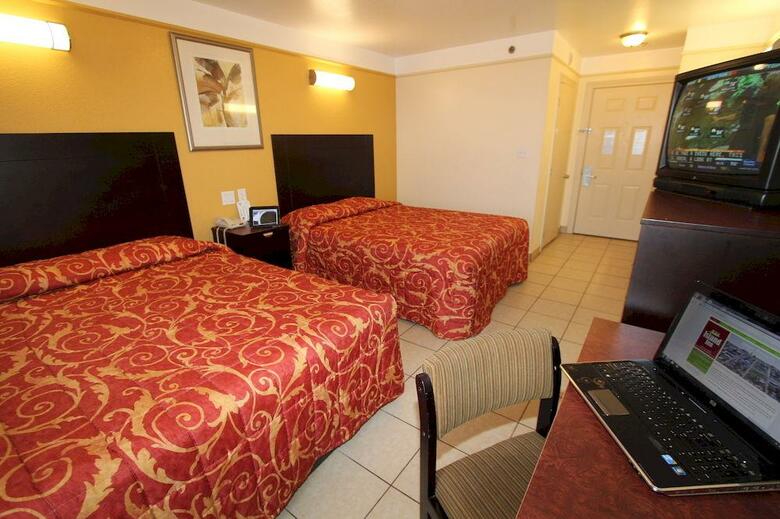 Hotel Island Inn