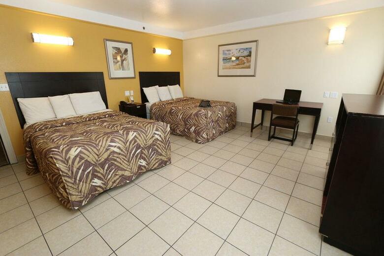 Hotel Island Inn