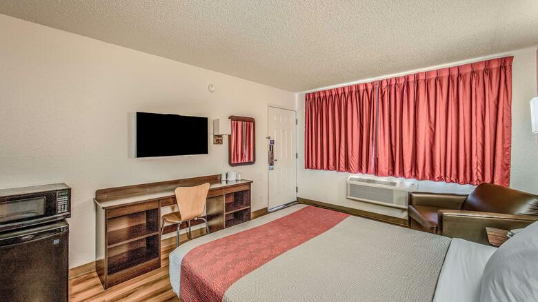 Motel 6 Eureka