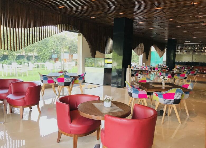 Citrus Hotels Gurgaon Central