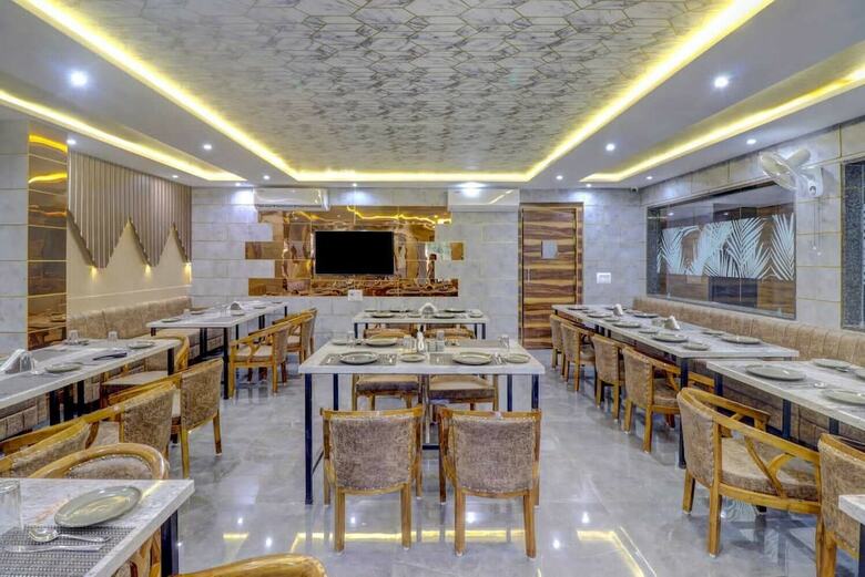 Hotel Anand Villa