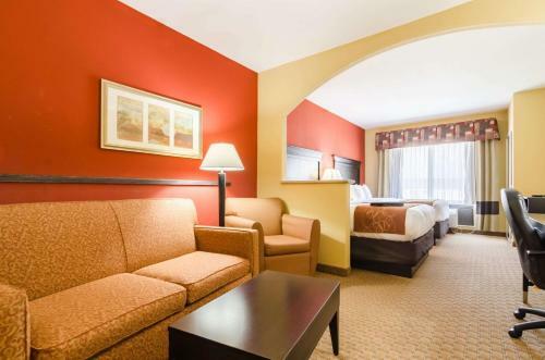 Hotel Comfort Suites Salina