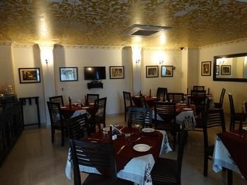 Hotel Umaid Residency