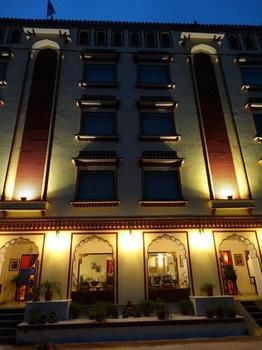 Hotel Umaid Residency