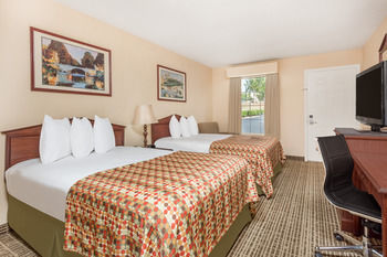 Hotel Baymont Inn And Suites Anderson Clemson