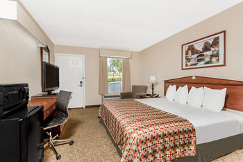 Hotel Baymont Inn And Suites Anderson Clemson