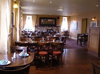 Hostal The Avenue Restaurant At The Victoria Inn