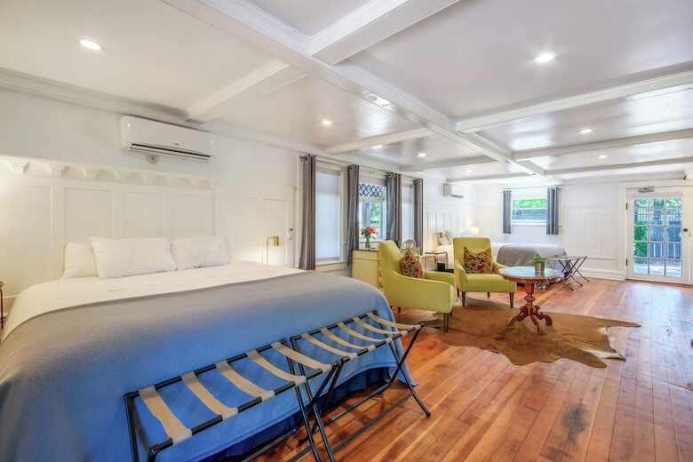 Hostal Cedar Gables Inn
