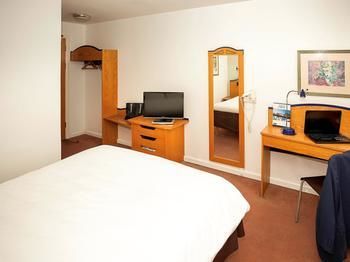 Hotel Ibis Cardiff Gate - International Business Park