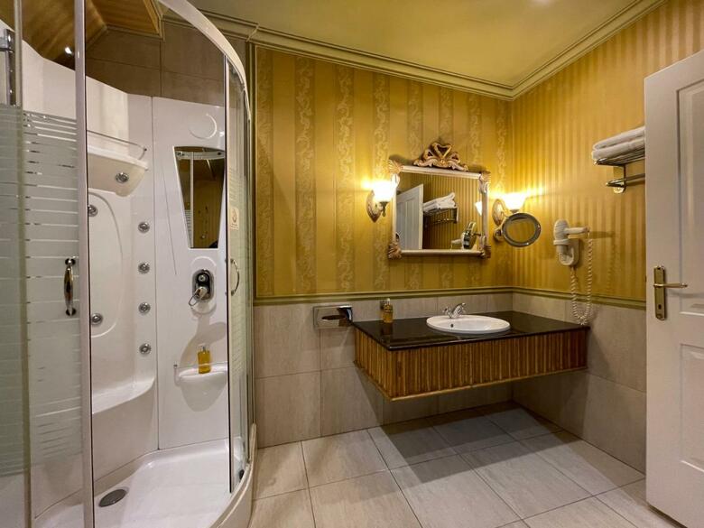 Best Western Topaz Hotel