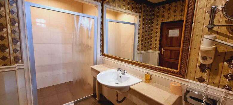Best Western Topaz Hotel