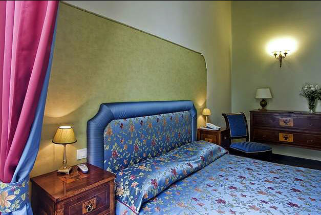 Decumani Hotel De Charme