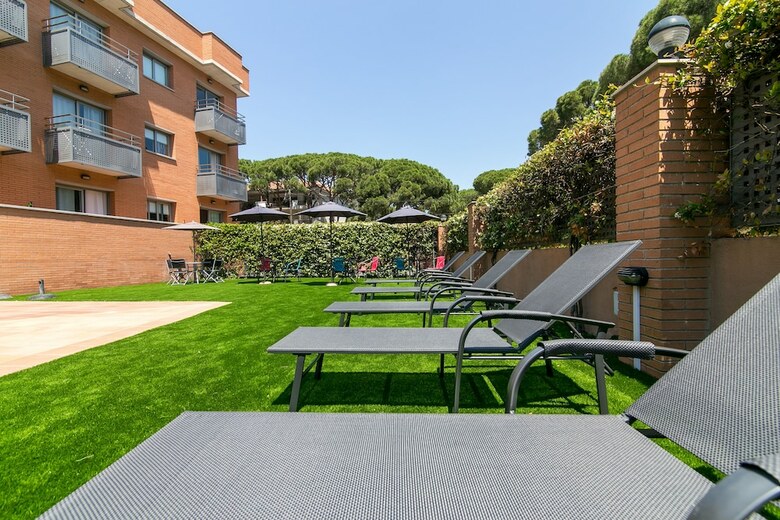 Aparthotel Bardon