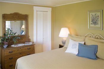Bed & Breakfast Country Willows Inn