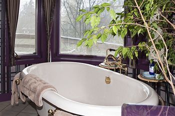 Bed & Breakfast Country Willows Inn