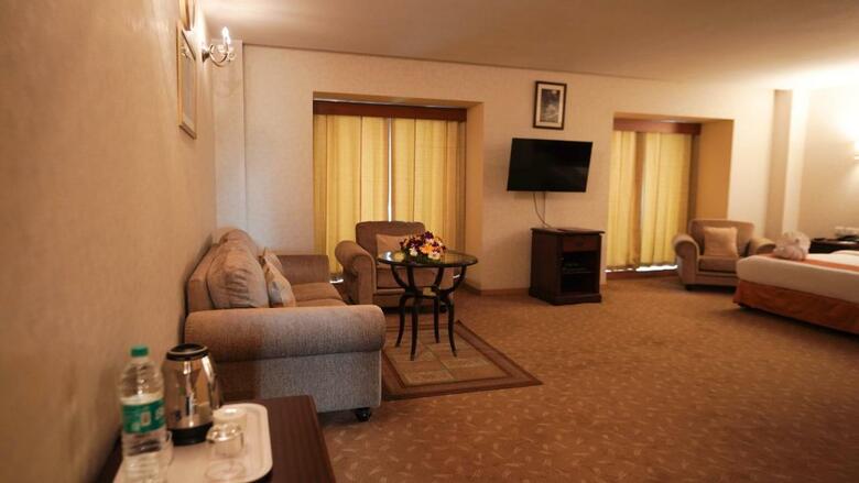 Hotel Mgm Mark Whitefield