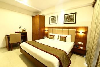 Siesta Andheri Hotel