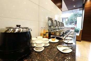 Siesta Andheri Hotel