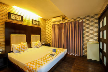 Hotel Savoy Suites