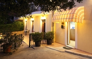 Bacan Serviced Apartments
