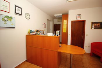 Bacan Serviced Apartments