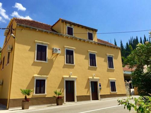 Apartamento Rooms Mozara