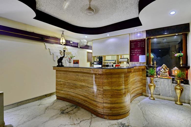 Hotel Rushabh Home
