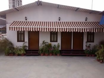 Hotel Rushabh Home